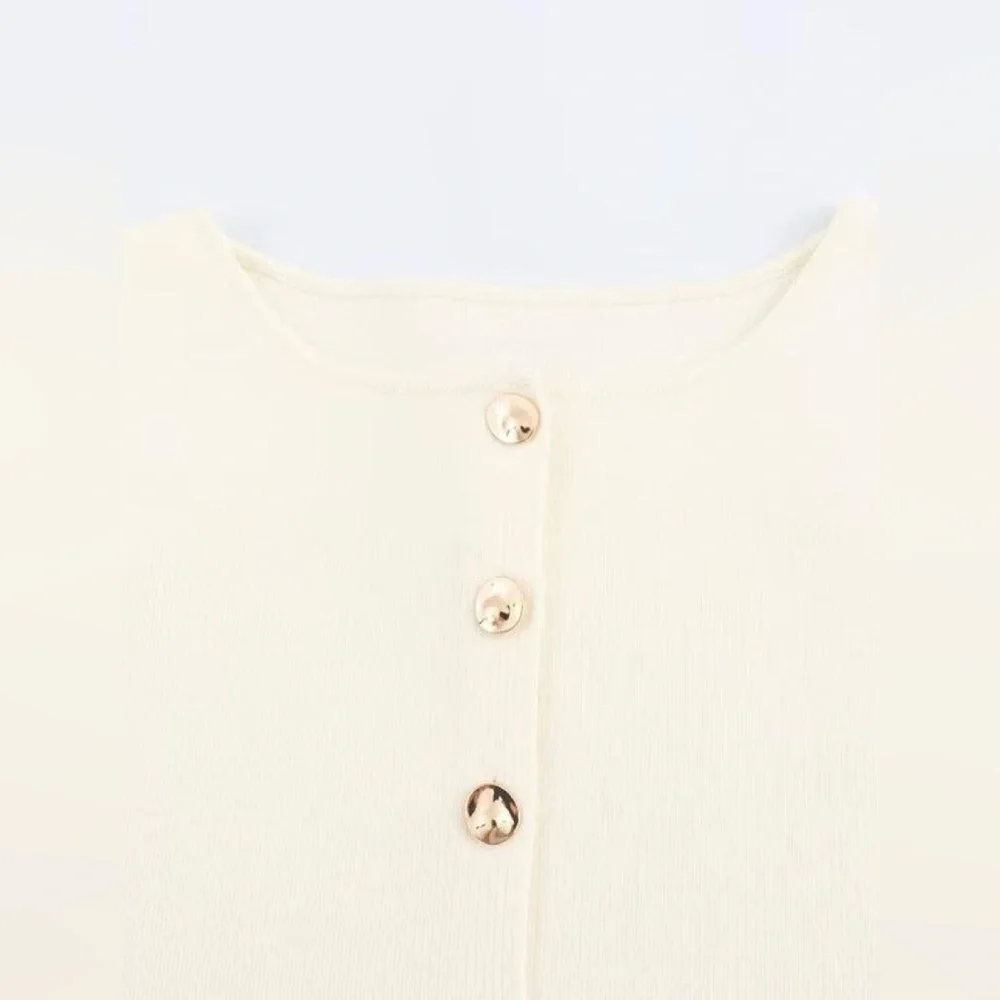 NWT Boutique Rosie Cream Sleeveless Button-Up Vest | A-Line Round Neck Top - Picture 4 of 9